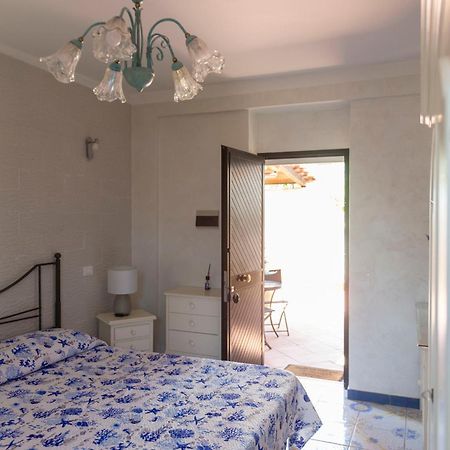 B&B Appartamenti L'Anfora Sperlonga Eksteriør billede