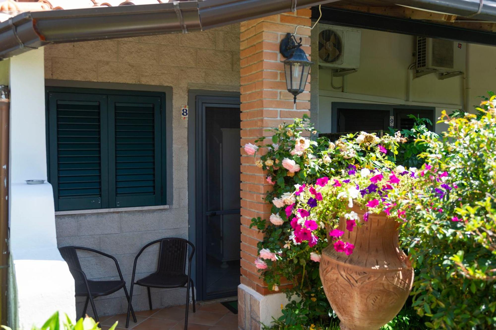 B&B Appartamenti L'Anfora Sperlonga Eksteriør billede