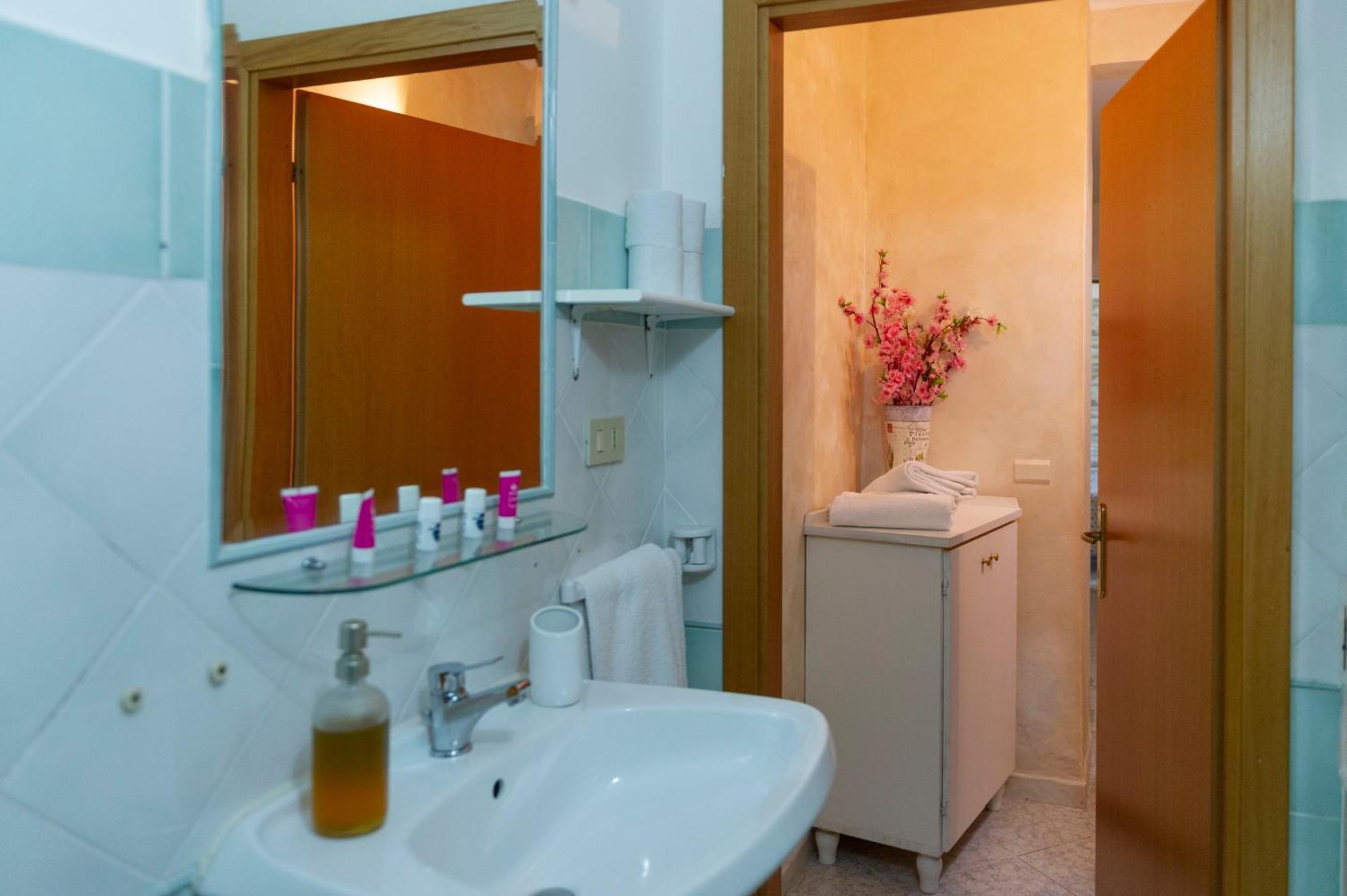 B&B Appartamenti L'Anfora Sperlonga Eksteriør billede